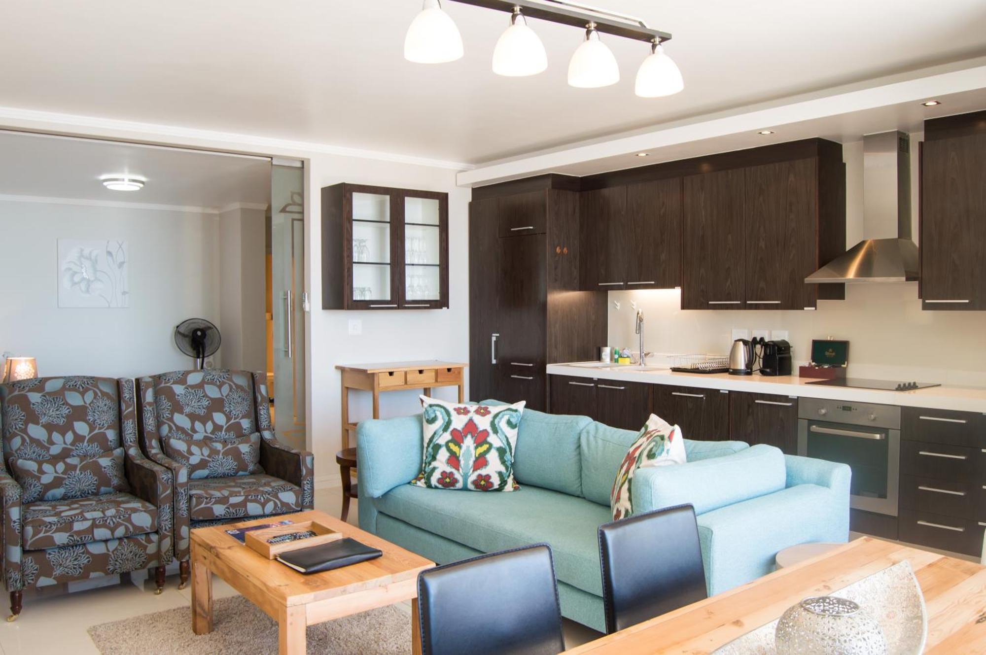 The Crystal Apartments Cape Town Room photo