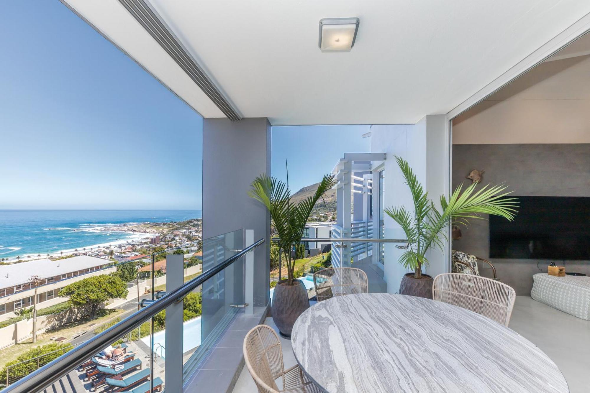 The Crystal Apartments Cape Town Exterior photo